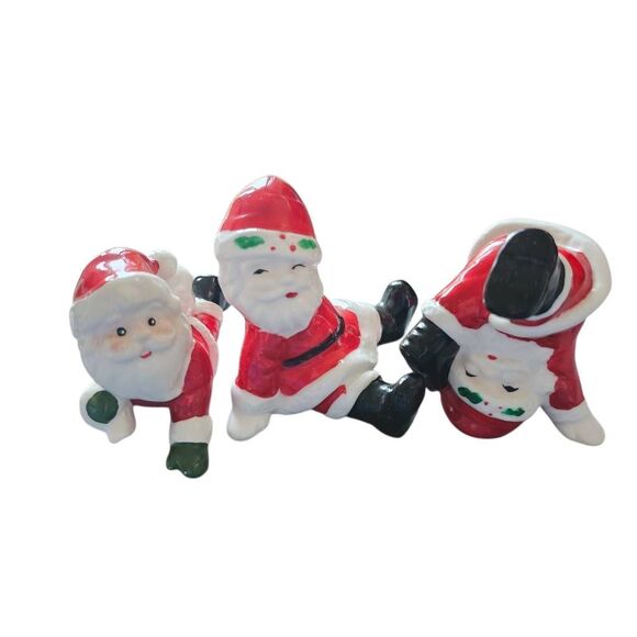 No Brand Other - 3 vintage ceramic tumbling Santa's figurines decor